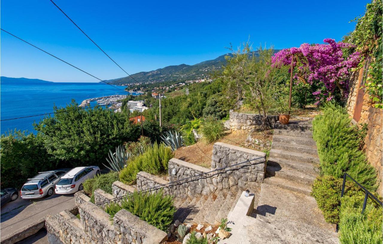 4 Bedroom Nice Apartment In Opatija Luaran gambar