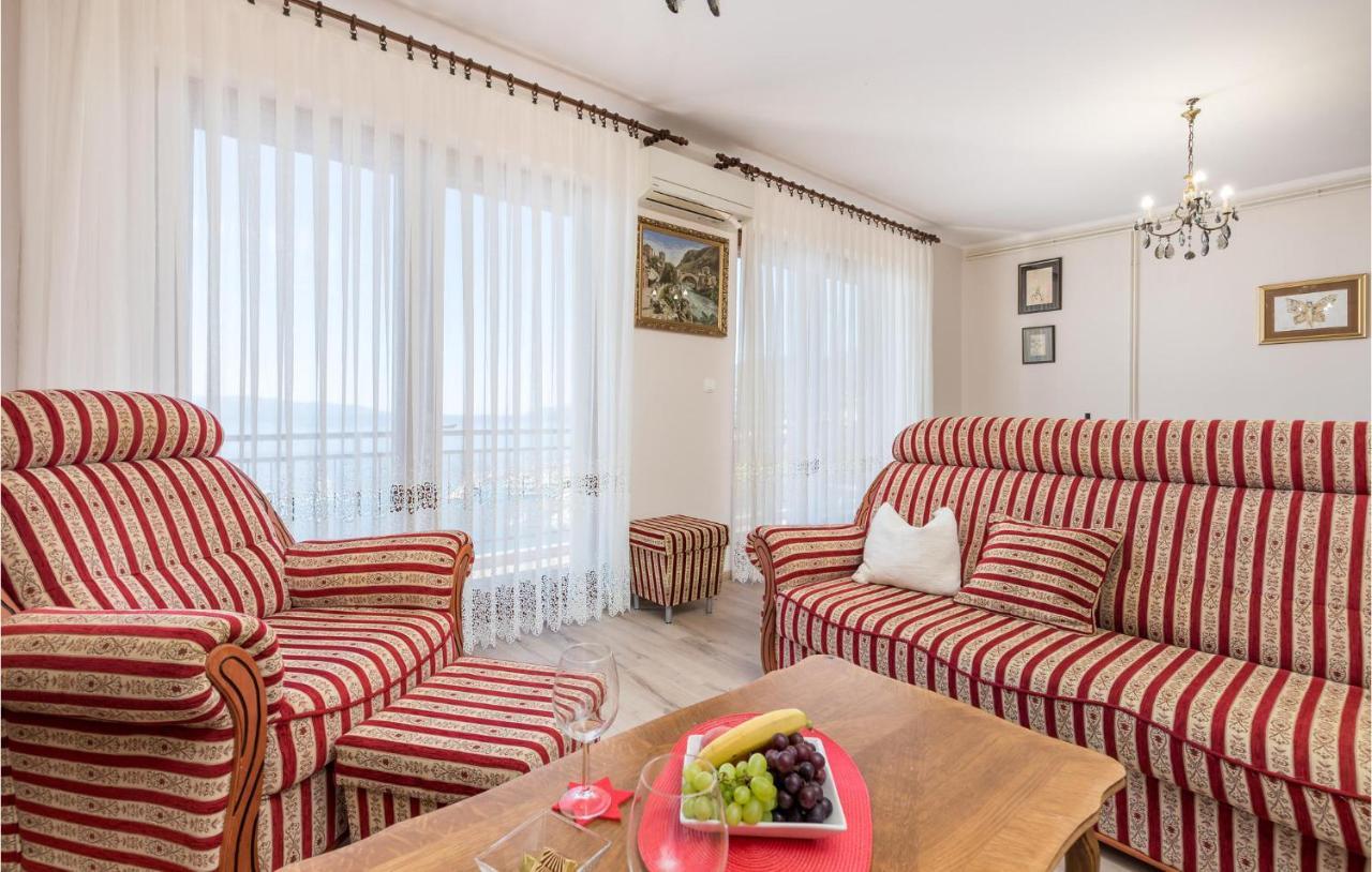 4 Bedroom Nice Apartment In Opatija Luaran gambar