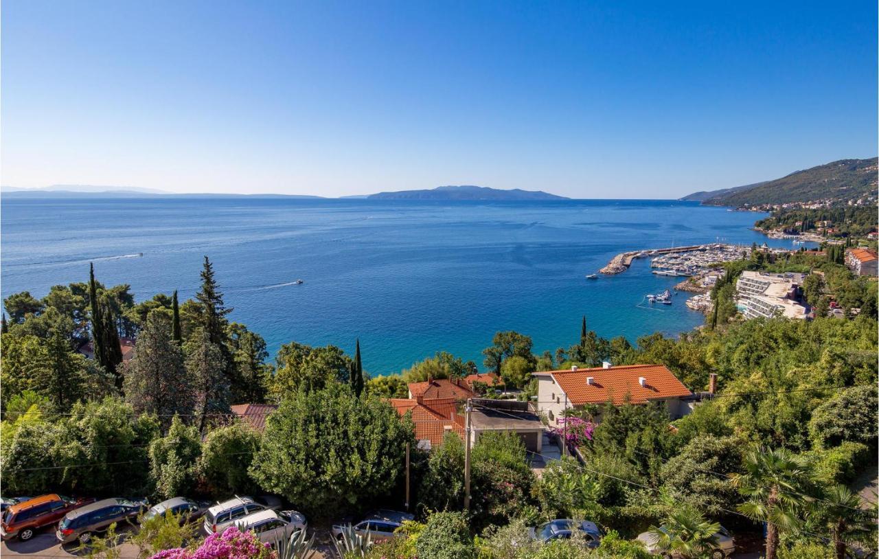 4 Bedroom Nice Apartment In Opatija Luaran gambar