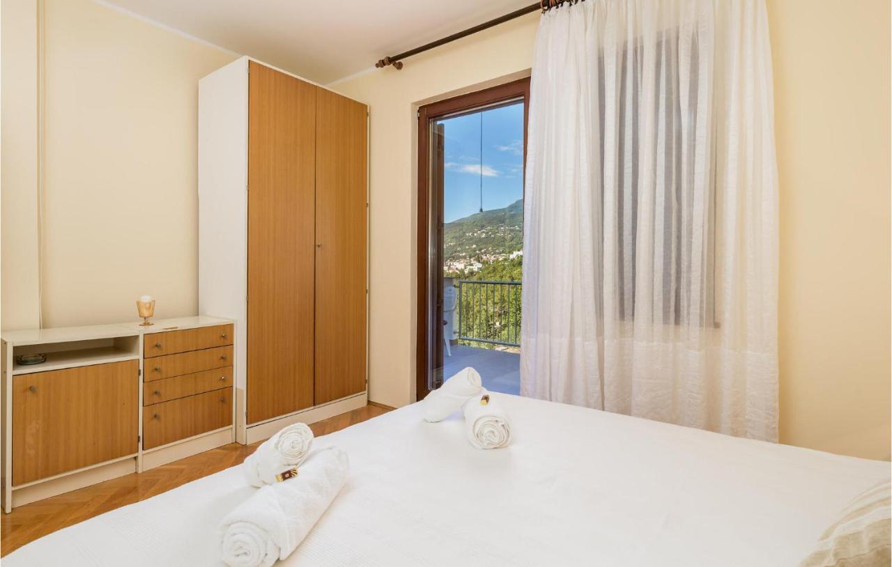 4 Bedroom Nice Apartment In Opatija Luaran gambar